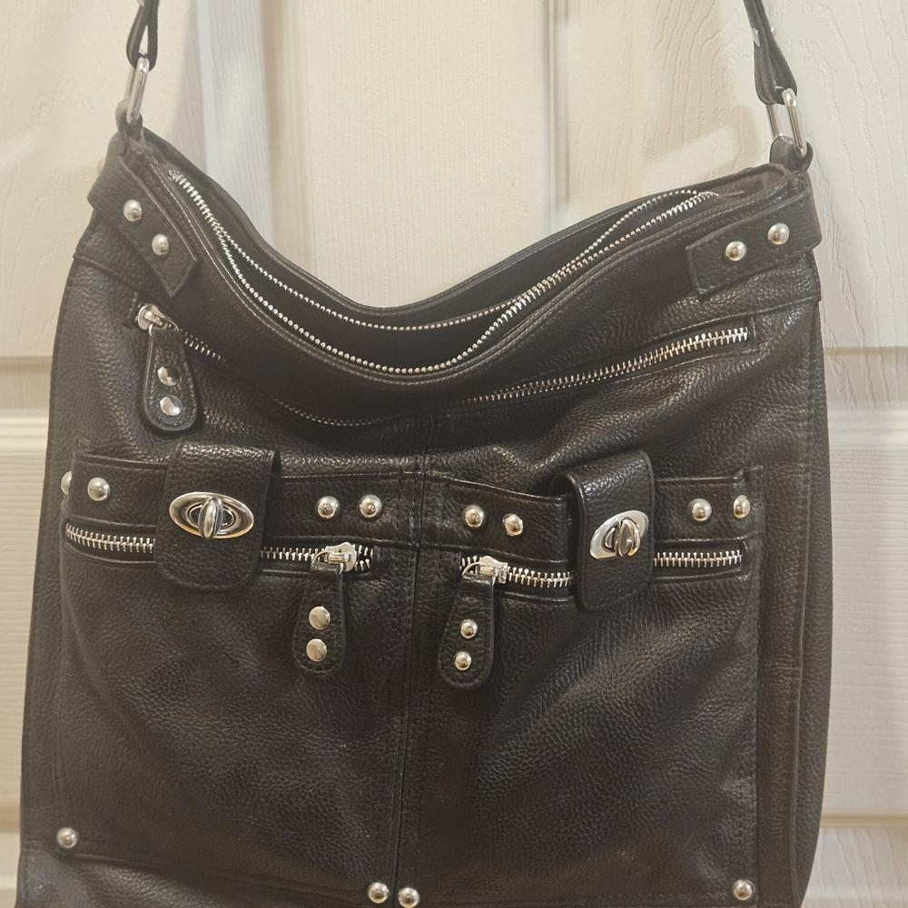 Stylish Black Leather Shoulder Bag